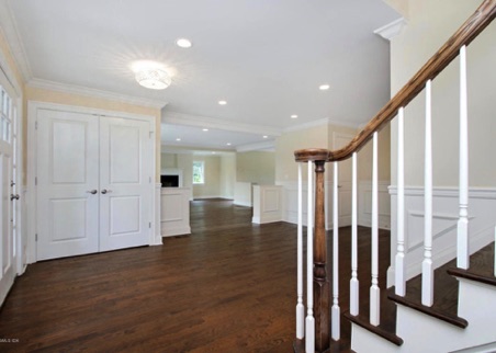 Foyer / Main Entrance Foyer / Main Entrance